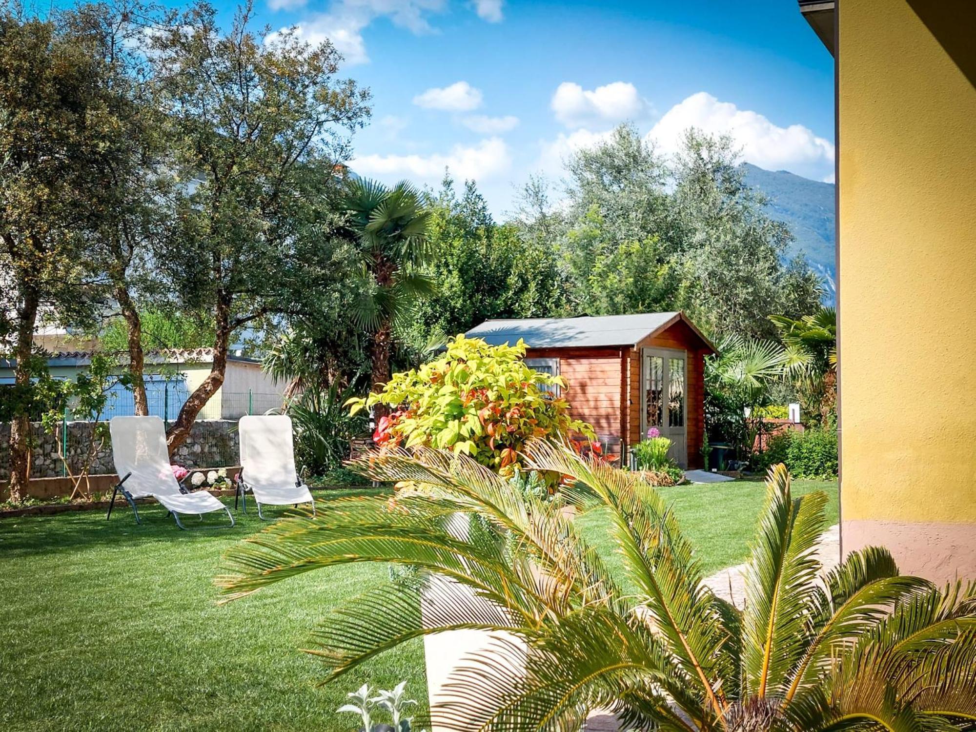 Villa Citrus Riva del Garda Exteriör bild